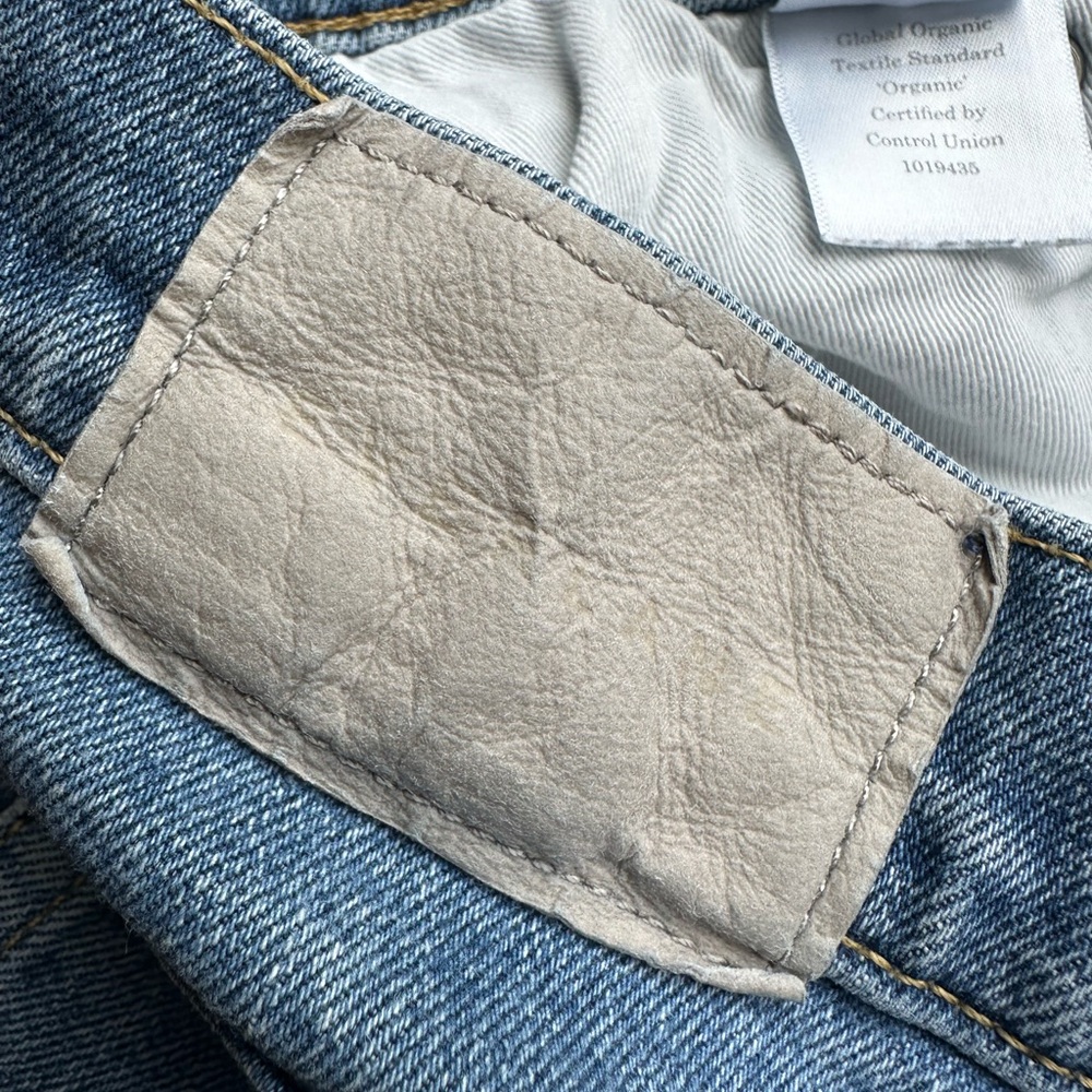 Everlane The Original Cheeky Jeans - Picture 11 of 11
